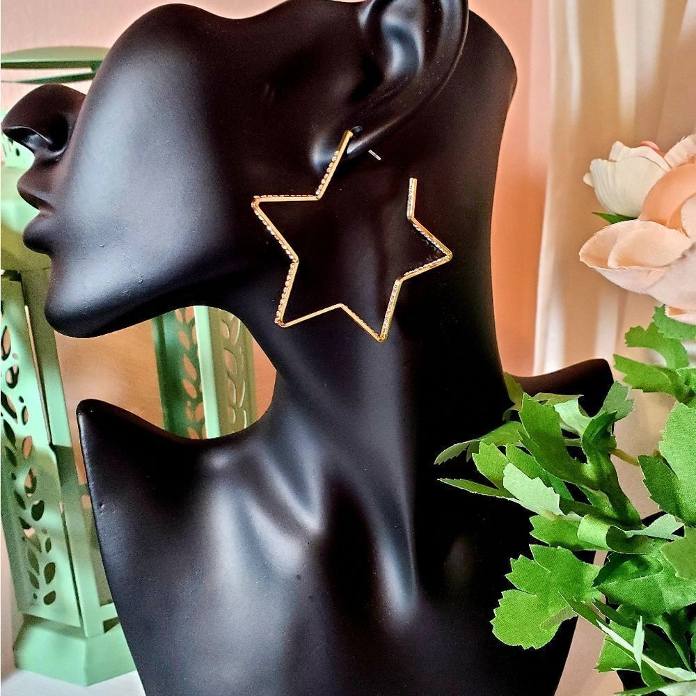 𝅺STAR Crystal Goldtone Hoop Earrings